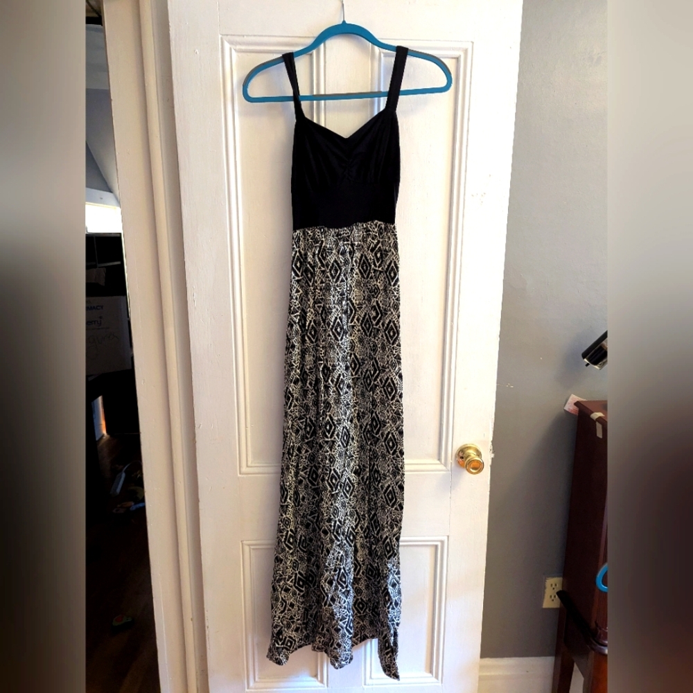 Black and White Patterned Maxi Dress